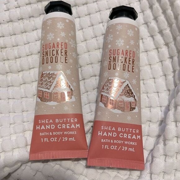 NEW - Bath & Body Works- Sugared Snicker Doodle - Picture 1 of 3